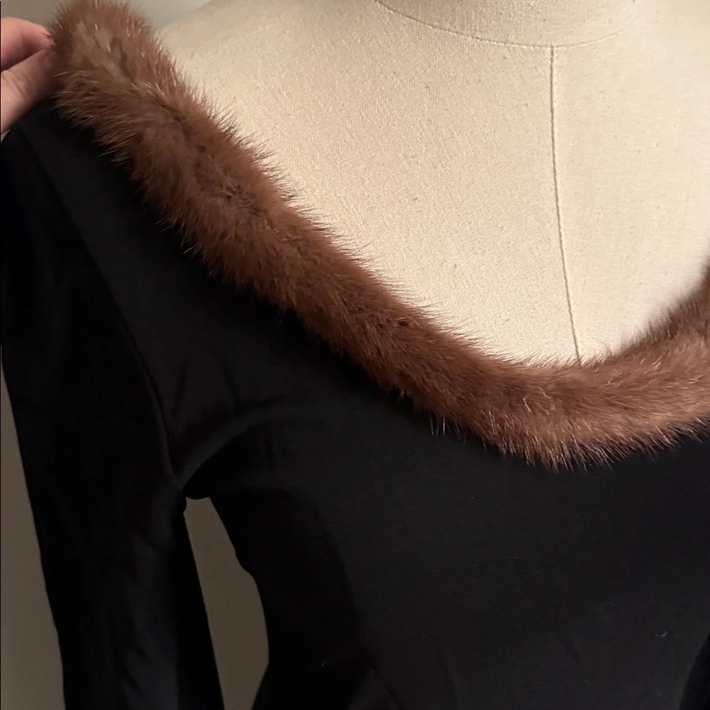 Vintage mink trimmed Dress - Picture 5 of 12